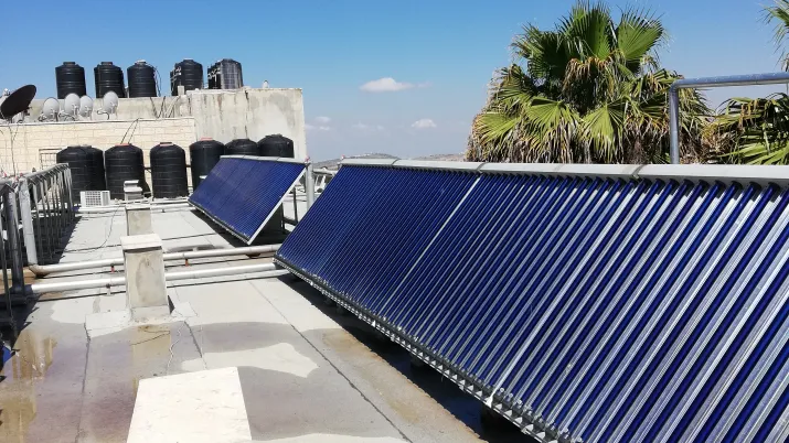 Améliorer l’efficacité énergétique dans les secteurs public et privé