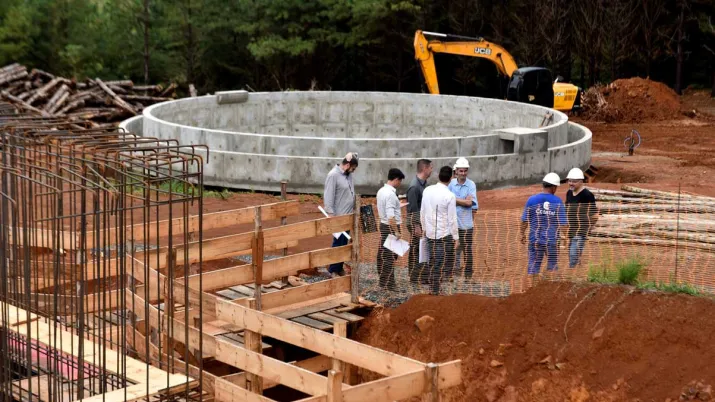 travaux d'assainissement, Santa Catarina, Brésil