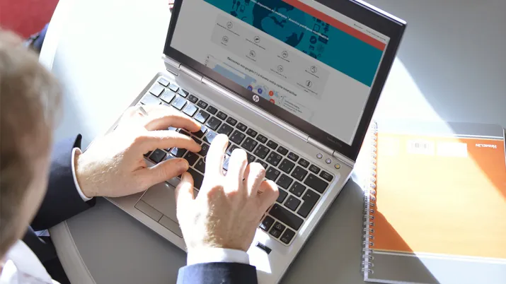 Transparency, computer, laptop, hands 