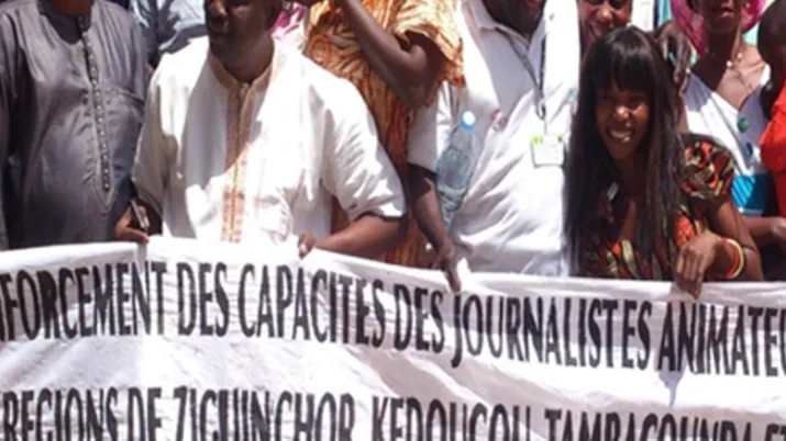 Contrôle citoyen des industries extractives et des finances publiques