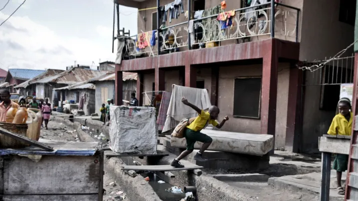 « Atlas de l’Afrique AFD » : au fil des années, l’extrême pauvreté se concentre en Afrique
