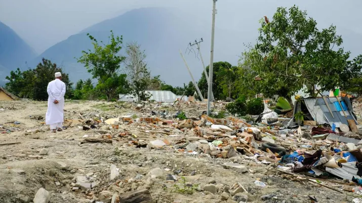 Trois mois après le séisme et le tsunami qui ont ravagé la baie de Palu, les dégâts sont toujours considérables