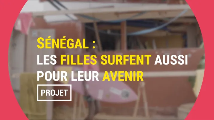 Sénégal : les filles surfent aussi pour leur avenir