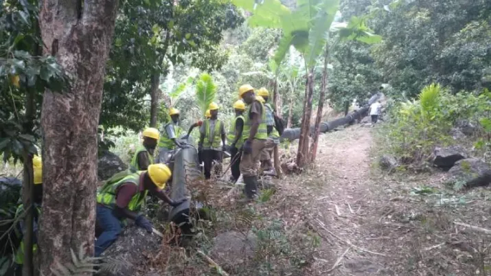 Le projet vise à garantir l’accès durable à l’eau pour les habitants de l’île d’Anjouan aux Comores.vise à garantir l’accès durable à l’eau pour les habitants de l’île d’Anjouan aux Comores.