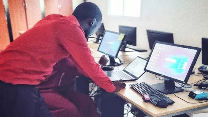 Le projet vise à renforcer la gestion des finances publiques aux Comores par l'amélioration des systèmes d'information.