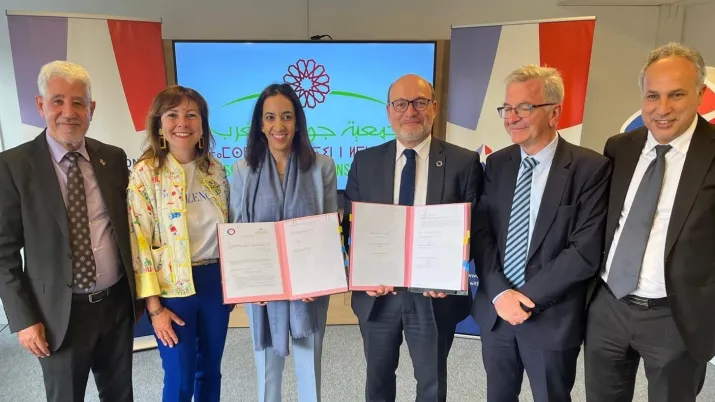 Signature de deux conventions entre l'AFD et la Région Guelmim Oued Noun