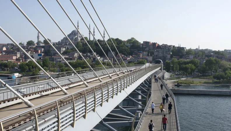 Métro, Istanbul, Turquie