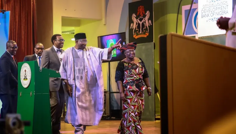 microcredit, Afrique, Banque de Développement, meeting