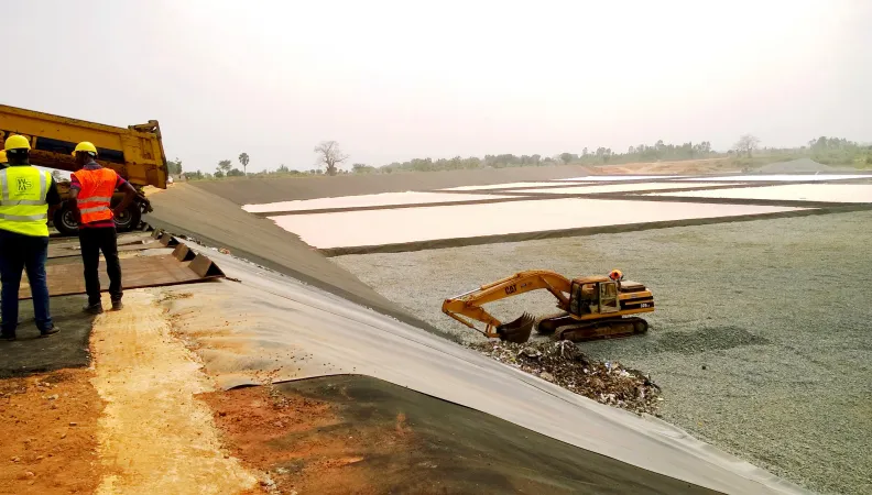 Vers une meilleure gestion des déchets à Lomé - image