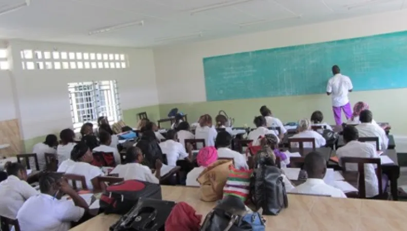 Pour une meilleure formation initiale des personnels paramédicaux - Image