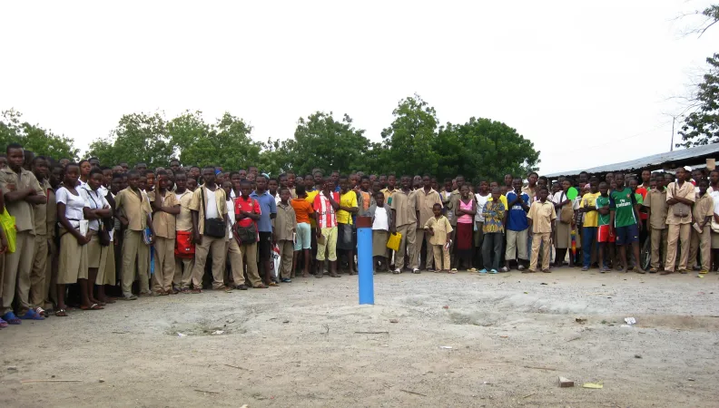 Accès à l'eau potable en milieu scolaire et rural dans les Savanes - image