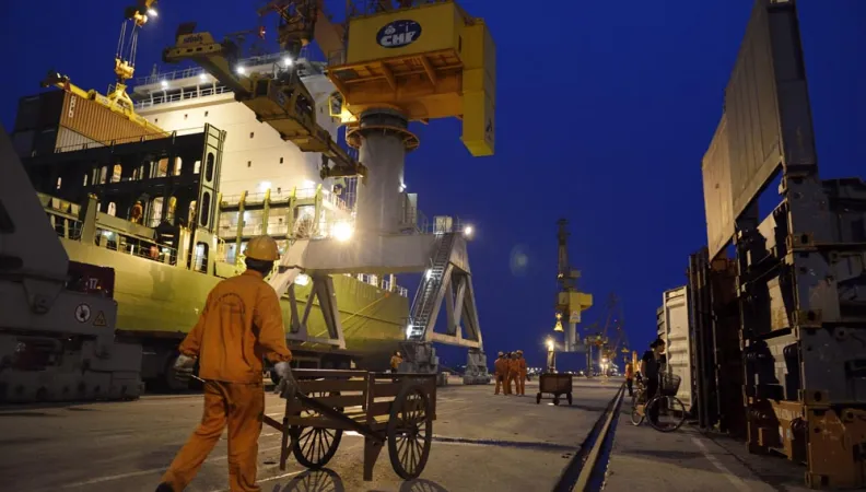 Améliorer l’interconnexion électrique du Vietnam avec la ligne haute tension Pleiku - My Phuoc - Cau Bong - Image