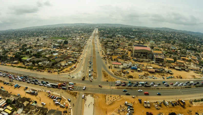 Décongestionner la ville et désenclaver les quartiers périphériques d’Accra