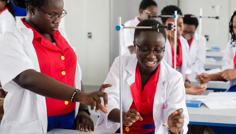 Lancement du programme « Partenariats avec l’enseignement supérieur africain » (PEA) : la France renforce son soutien aux universités africaines, AFD