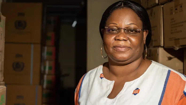 hopital Burkina Faso Afrique Covid femme directrice