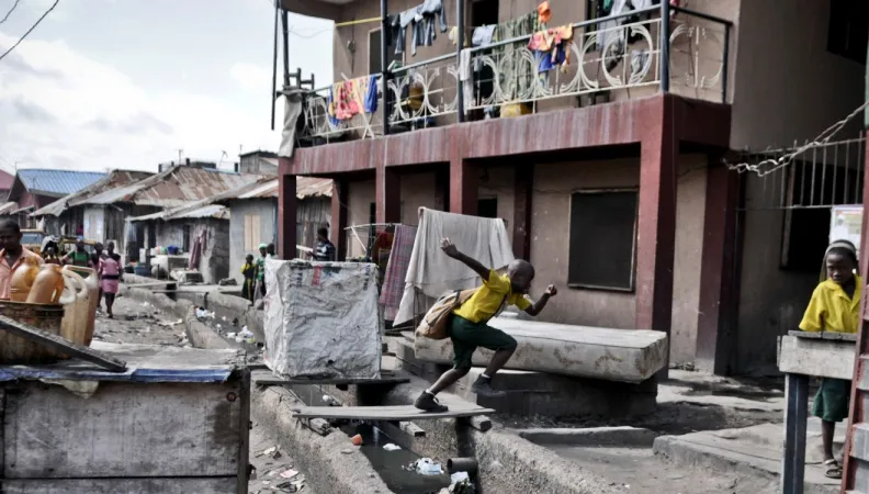 « Atlas de l’Afrique AFD » : au fil des années, l’extrême pauvreté se concentre en Afrique