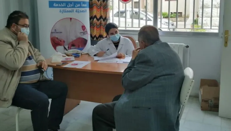 Le projet vise à renforcer la qualité des soins dispensés aux populations libanaises et réfugiées les plus pauvres, dans les onze centres de santé primaire de l’Association libanaise des Chevaliers de Malte (ALCM)