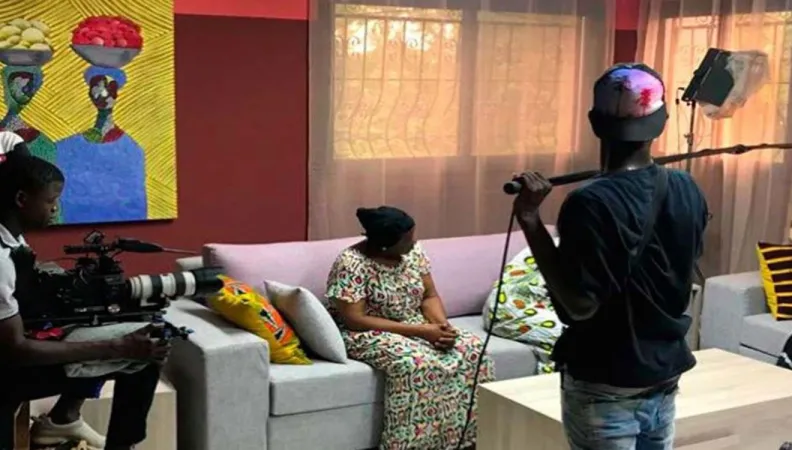 L’AFD appuie le secteur audiovisuel à travers le financement de deux centres de formation aux métiers de l’écriture et de la réalisation audiovisuelle au Sénégal.