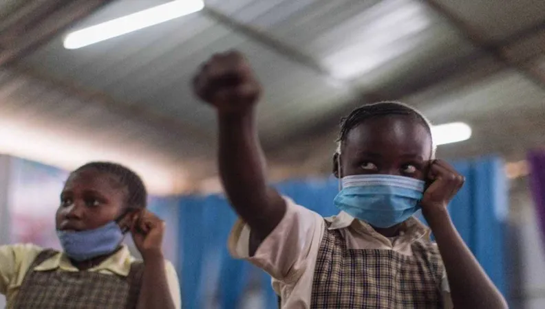 Ce projet vise à à la reconstruction de jeunes femmes ayant été en proie à des violences au sein de communautés défavorisées au kenya