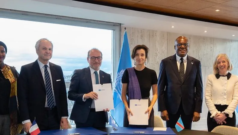 Signature d'un accord de coopération entre l'UNESCO et l'AFD