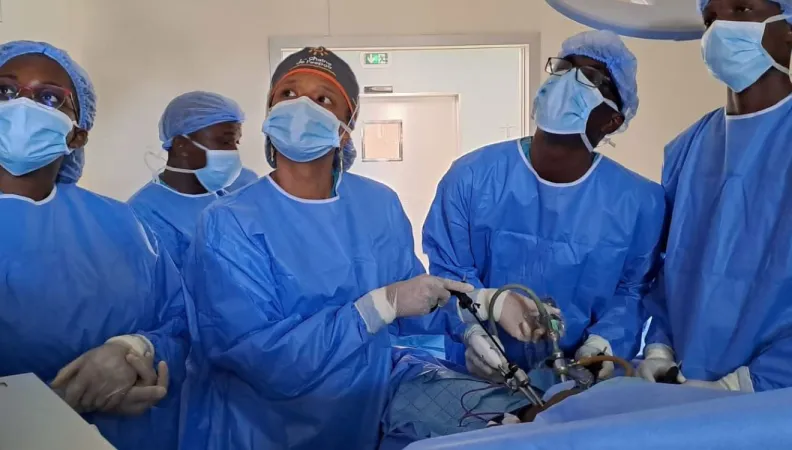 Ce projet vise à à réduire l’incidence des graves pathologies dues aux ingestions accidentelles de substances corrosives en Afrique de l’Ouest.