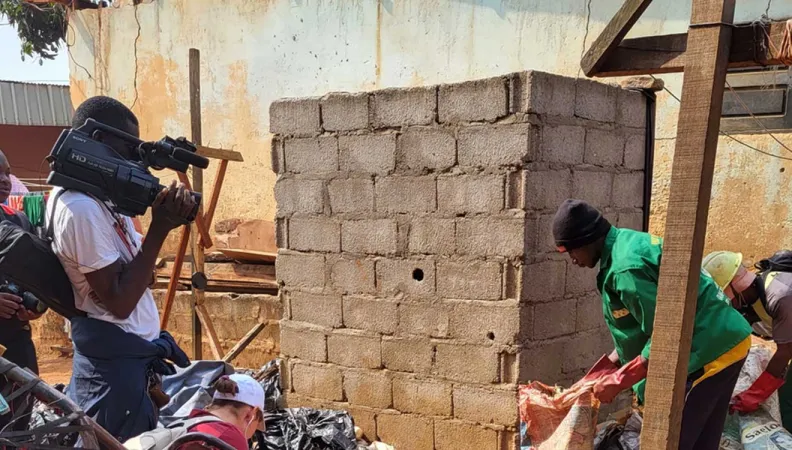 Ce projet vise à de structurer et opérationnaliser l’AMEE en s’appuyant sur le ’’référentiel loossois de la conduite du changement’’.