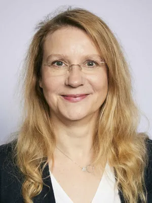 Anne Muxart, directrice de la Conformité