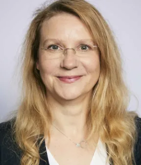 Anne Muxart, directrice de la Conformité